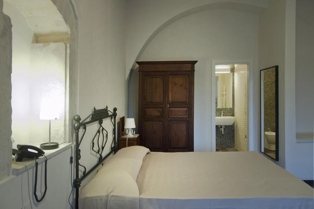 Hotel Dell'Orologio รากูซา ภายนอก รูปภาพ