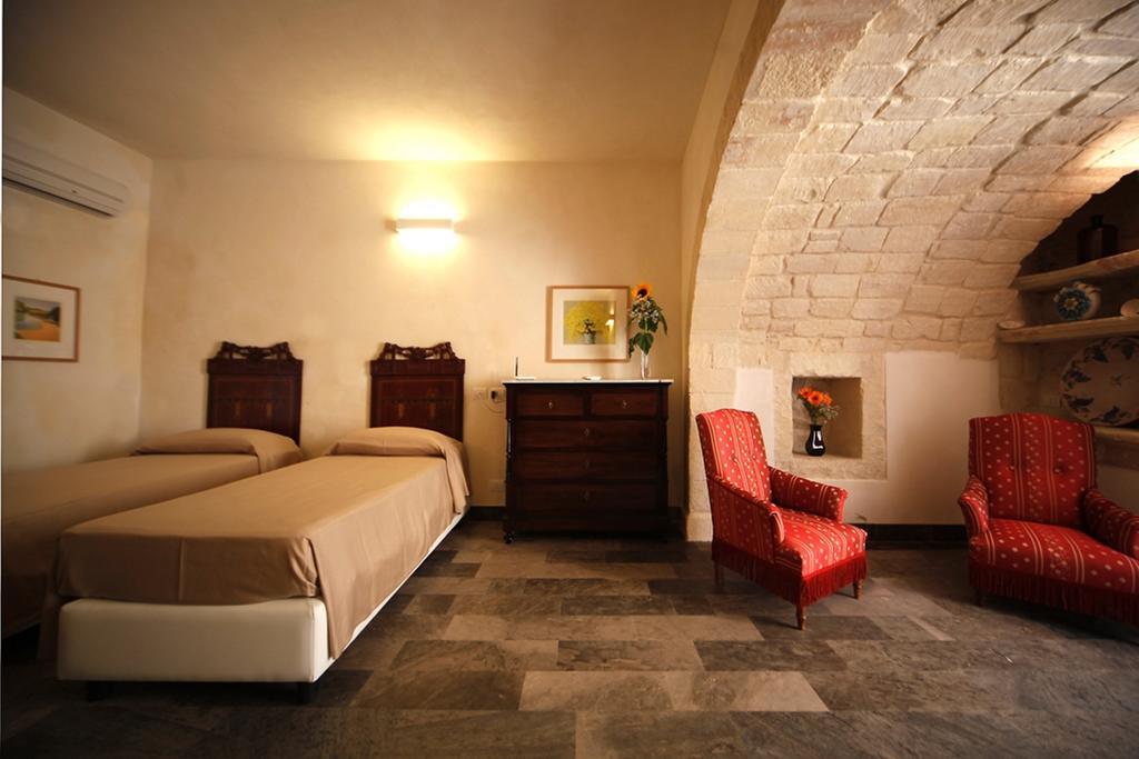 Hotel Dell'Orologio รากูซา ภายนอก รูปภาพ
